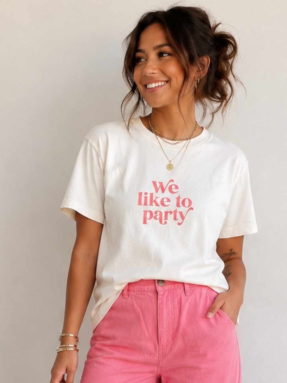 We Like To Party Graphic Off white T-shirt with pink print | Size S